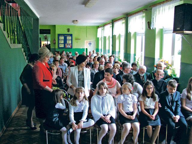 Rodzice ufundowali sztandar
