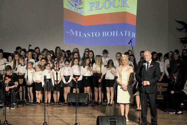 Nasza przyszłość związana jest z przeszłością
