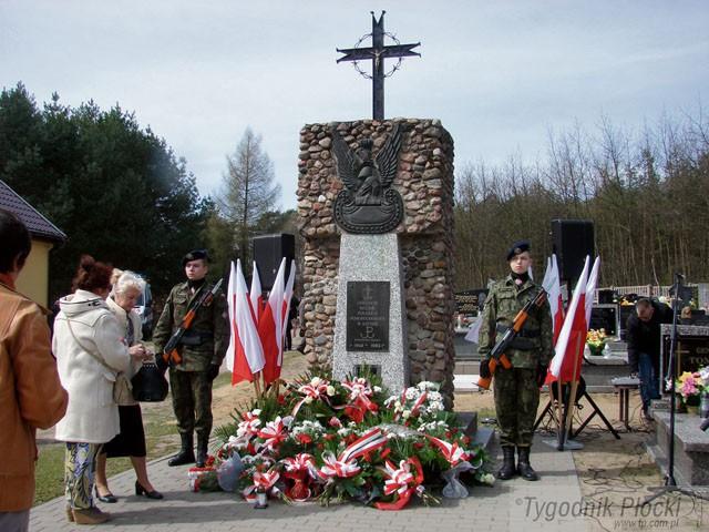 Pamiętając o Katyniu