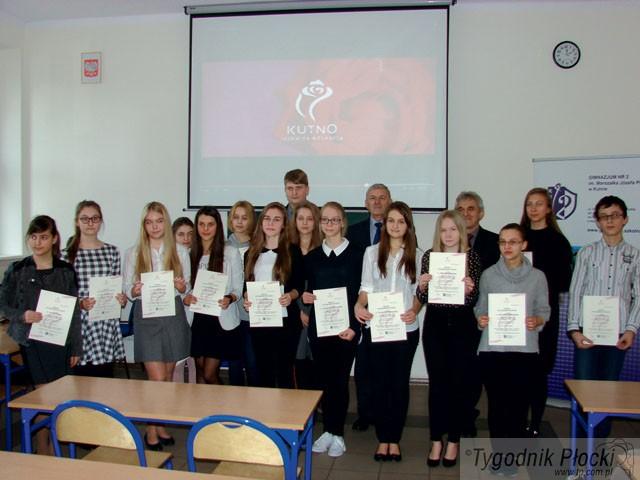 W Gimnazjum nr 2 stypendia dla 15 uczniów