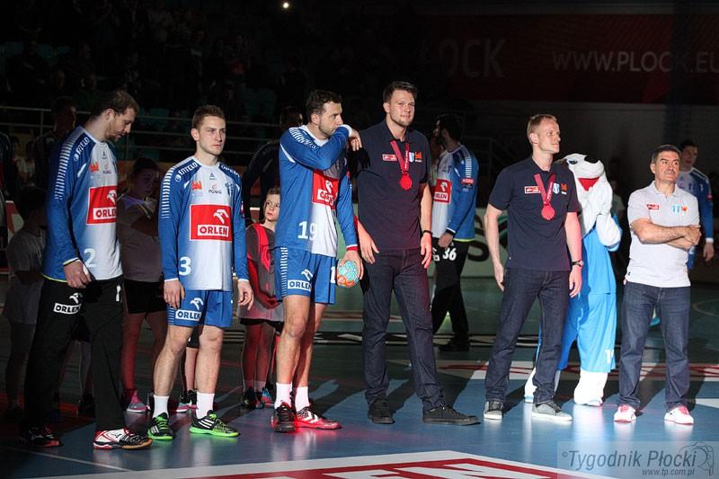 Nagrody dla naszych brązowych medalistów. Wisła pokonała MMTS Kwidzyn 39-27 [ZDJĘCIA]
