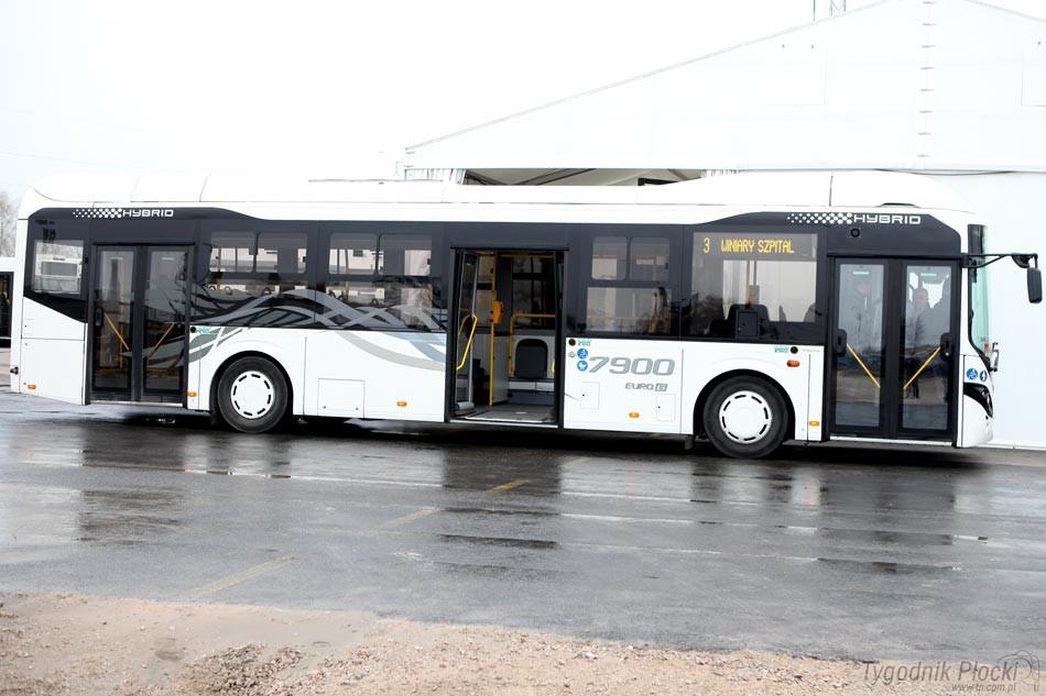 Testy nowoczesnego autobusu na płockich ulicach