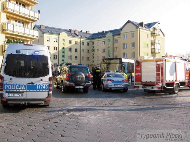 Zmarł kierowca potrącony przez autobus