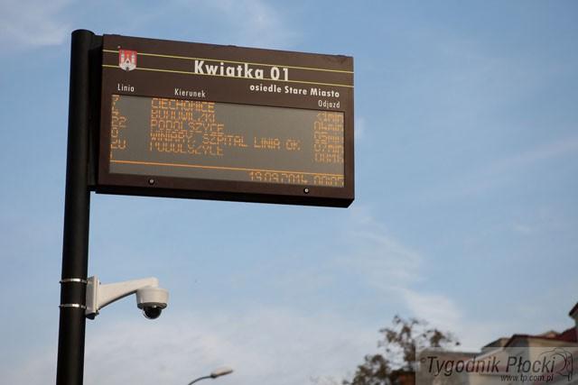 Trwa montaż wiat, są już pierwsze tablice