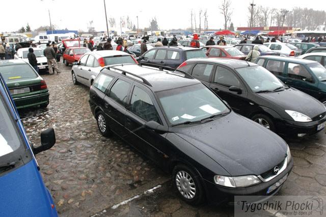 Jakimi jeździmy samochodami?
