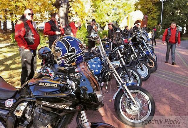 Nadciąga Moto Cristo 