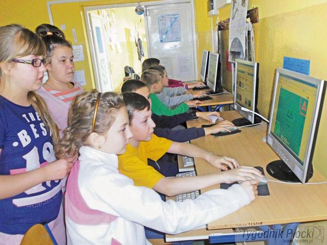 Uczniowie z Podgórza mistrzami kodowania