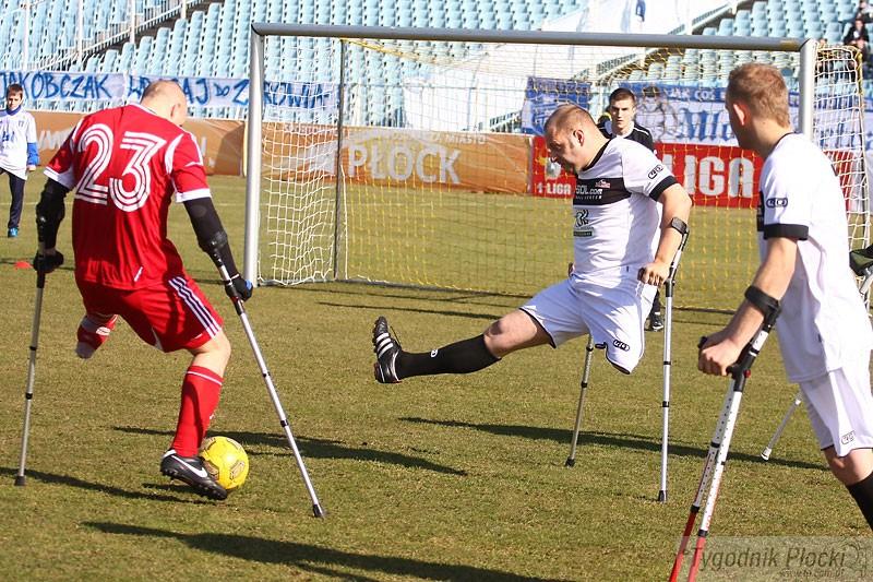 Pokaz ampfutbolu [ZDJĘCIA]