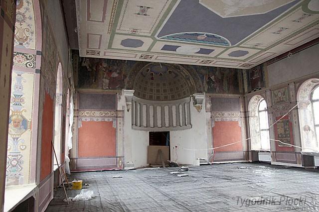 Aula odzyskuje dawny blask