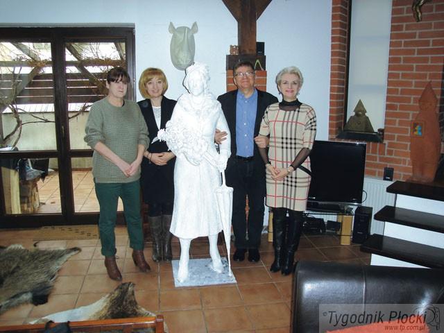 Pani Mira waży 150 kg