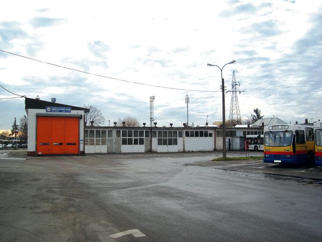 Mechanicy muszą mieć warunki do pracy