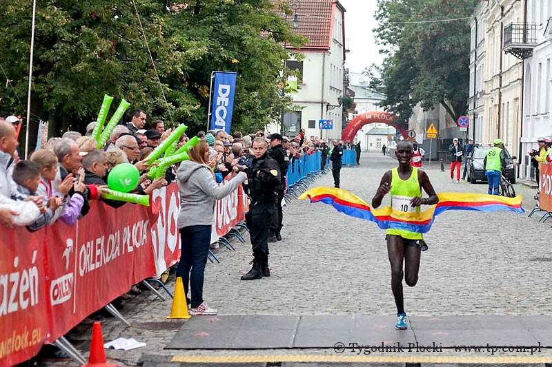 Tłumy na Półmaratonie Dwóch Mostów