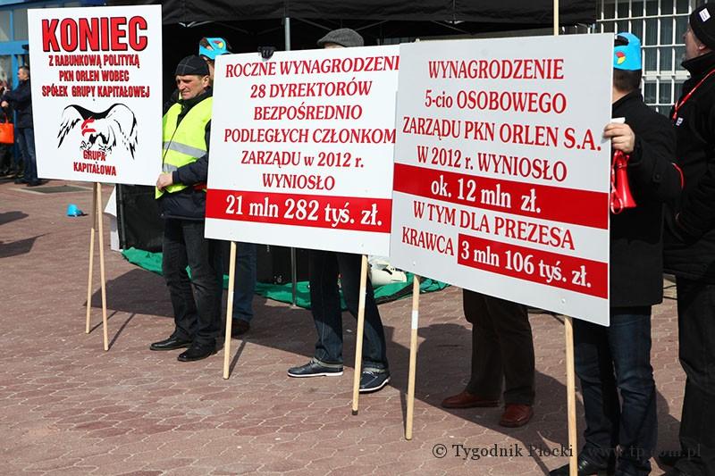 Ponad 1000 związkowców protestowało przed Orlenem [ZDJĘCIA, WIDEO]