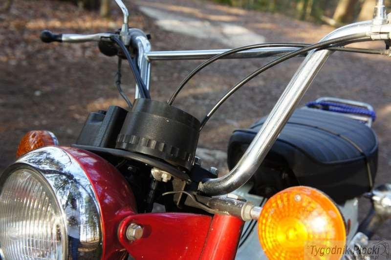 Do szkoły na motorowerze na razie pojedzie.15-latek bez uprawnień