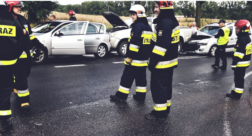 Zderzenie 3 samochodów w Srebrnej