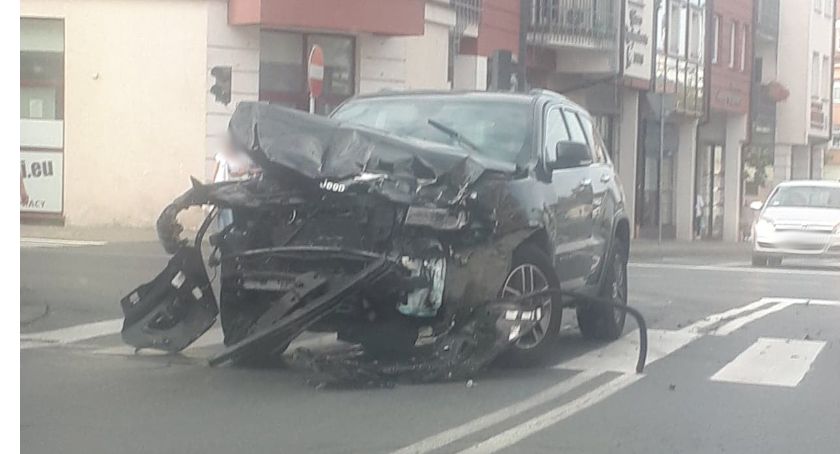 Uwaga kierowcy! Było zderzenie – są utrudnienia