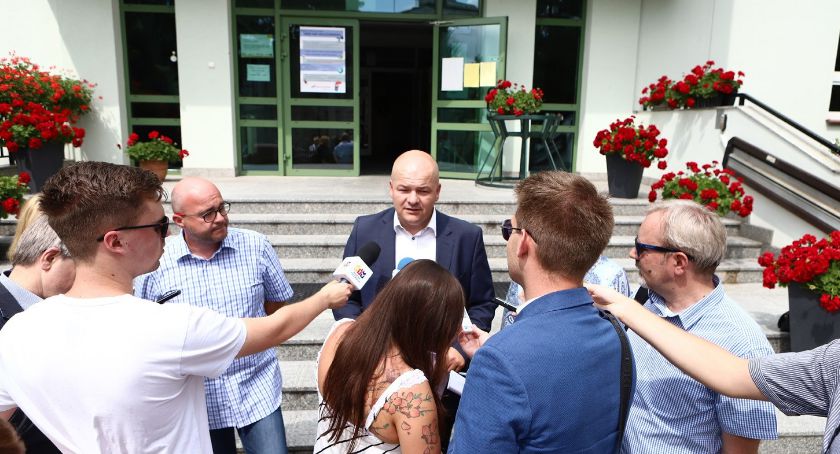 Prezydent podsumowuje rekrutację do szkół