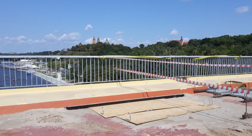 Pod starym mostem będzie kładka dla rowerzystów