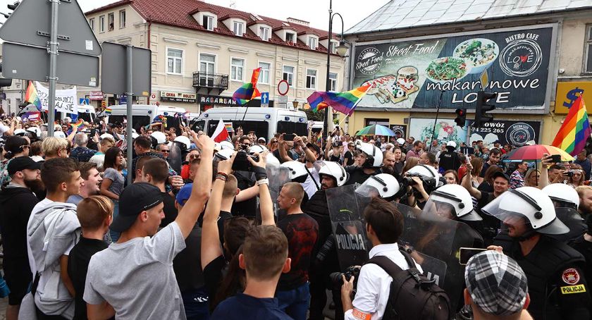 I Płocki Marsz Równości i Manifestacja Młodzieży Wszechpolskiej [ZDJĘCIA, VIDEO] 