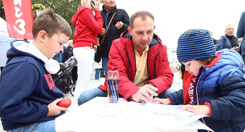 Tak serdecznie jest na Mazowszu. Trwa piknik na Starym Rynku [ZDJĘCIA}