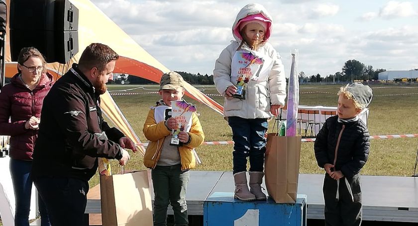 „Uziemione” latawce na lotnisku. Śmigłowiec LPR miał pierwszeństwo 
