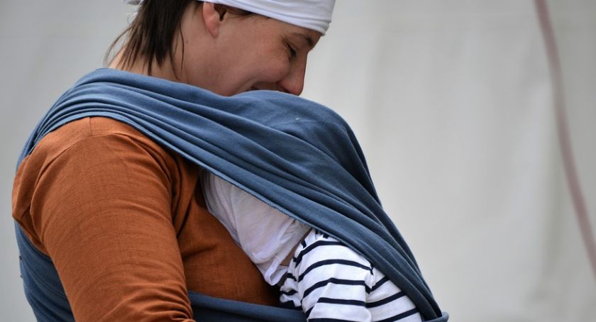 Dzień Wcześniaka na Winiarach – będą warsztaty z integracji sensorycznej i noszenia w chustach