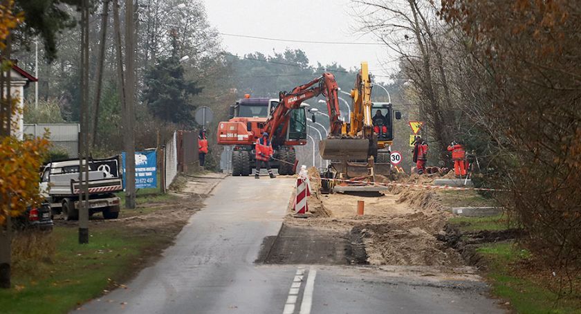 Wzdłuż Grabówki powstaje ścieżka rowerowa