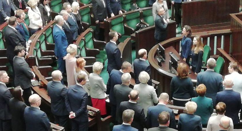 Znamy następcę Marka Opioły w Sejmie. Zgodnie z przewidywaniami został nim...