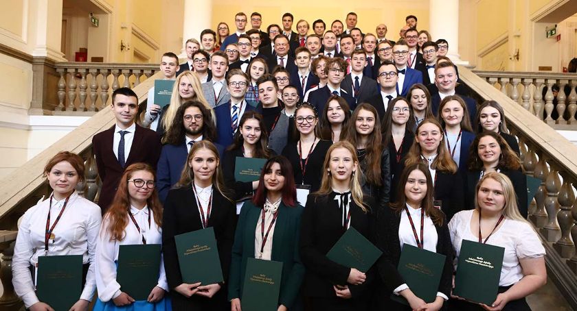  Młodzieżowy Sejmik właśnie rozpoczął swoją pracę [ZDJĘCIA]