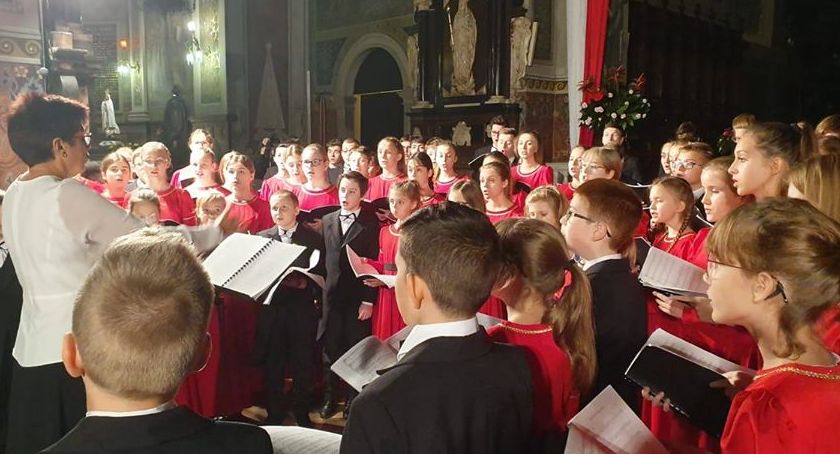 Kolędowanie z Pueri et Puellae Cantores Plocenes