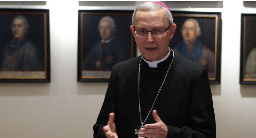 Biskup Libera powraca do Płocka. Z wiernymi spotka się już 6 stycznia