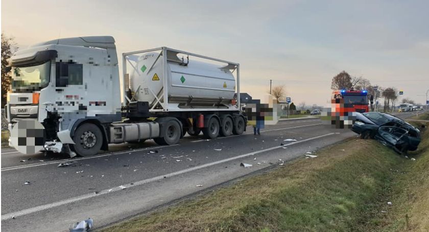 Wypadek w miejscowości Nagórki Olszyny. Jedna osoba poszkodowana 