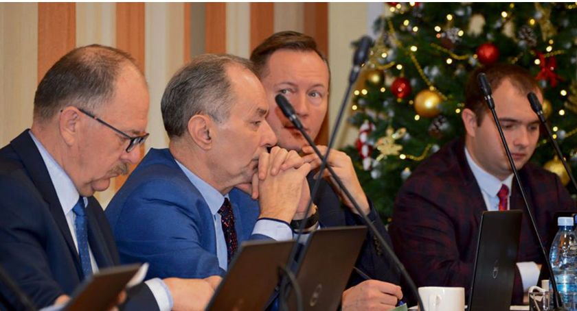 Ponad 8 mln na drogi w powiecie