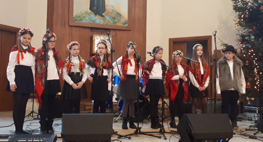 Festiwal kolęd i pastorałek w Rogozinie [ZDJĘCIA]