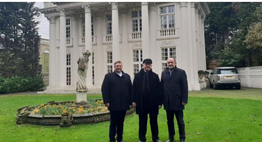 Czy książę odbuduje pałac babci w Gozdowie?