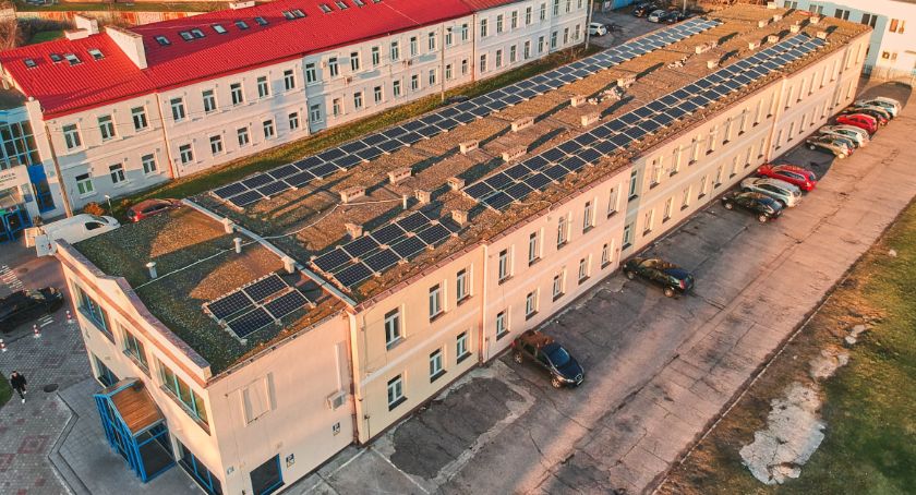 Włodkowic czerpie energię ze słońca