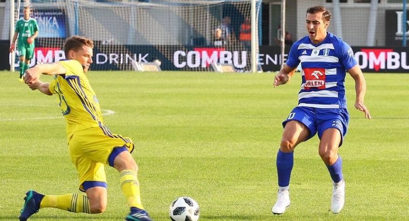 Wisła wraca gry, zwycięża 2:1 Arkę w Gdyni