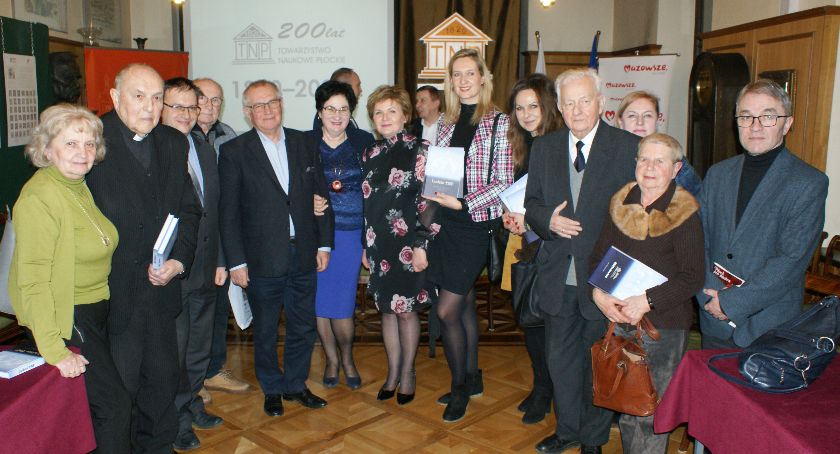 Słownik biograficzny na 200-lecie Towarzystwa Naukowego Płockiego