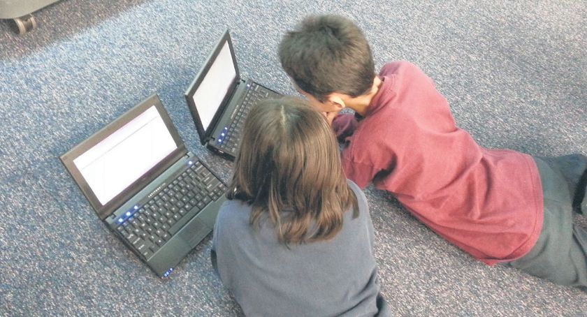 Szkoła przez internet
