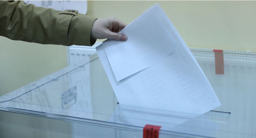 Poczta Polska wysyła pisma do samorządów. Przedwyborcze zamieszanie