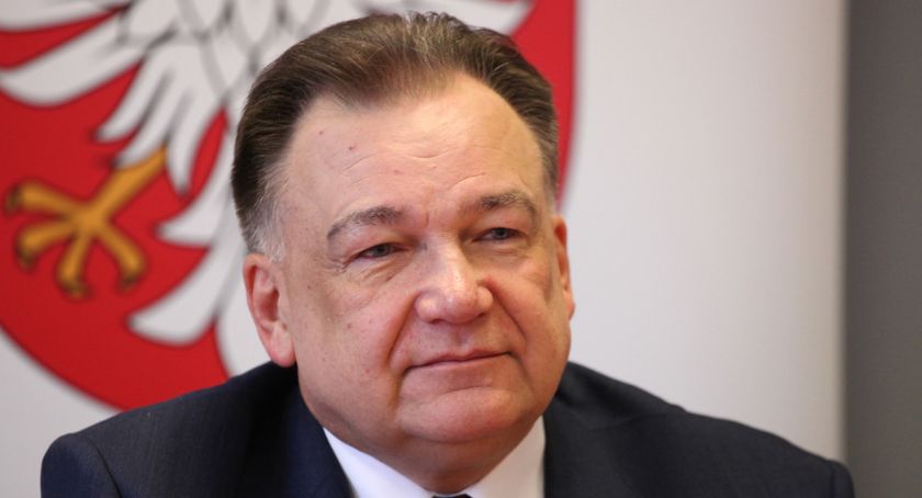 Marszałek Struzik apeluje do lokalnych samorządów:  Wspierajcie miejscową prasę!