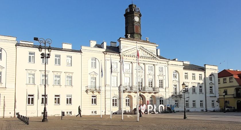 Urząd Miasta Płocka bez przerwy obsługuje mieszkańców
