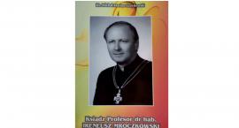 Książka poświęcona księdzu Mroczkowskiemu. Teolog, e&hellip;