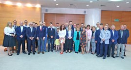 PKN ORLEN, Grupa LOTOS i Związki Zawodowe podpisały gwarancje zatrudnienia dla pracowników  [ZDJĘCIA]