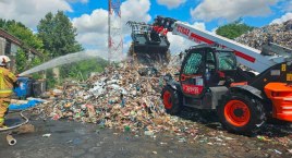 Pożar składowiska odpadów w Nowym Miszewie. Sytuacja jest opanowana