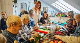 Czas na niespodzianki dla czytelników! Co szykują dla nas seniorzy z Koszelewa?