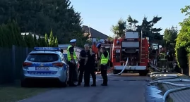 Ogień w garażu. Wezwano strażaków do Ligowa 