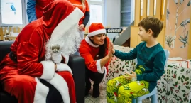 Mikołaj w Szpitalu w Płocku! Zobacz, jak Fundacja OR&hellip;