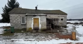 Ich dom w każdej chwili może runąć... Trwa zbiórka na rzecz mieszkańców Mochowa 