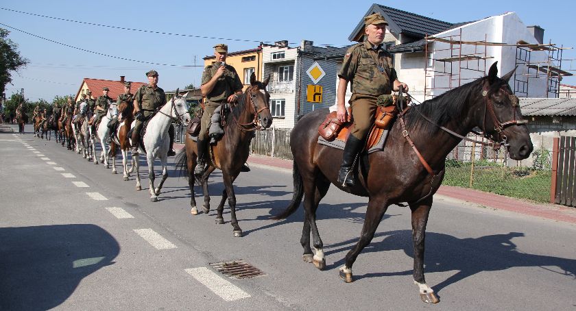 40 ułanów wyruszyło z Bobrownik do Kodnia